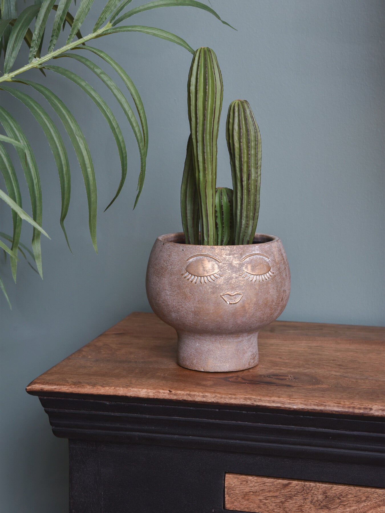 Ava Face Concrete Planter Small 15cm