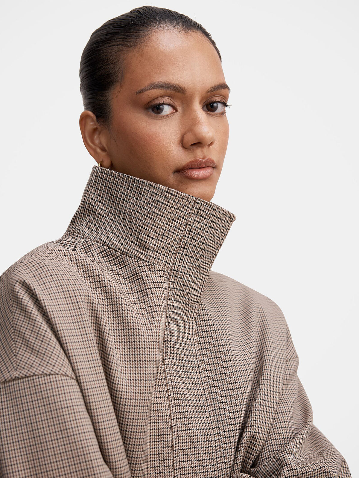 Hazel Petite Funnel Neck Check Jacket - White / Black