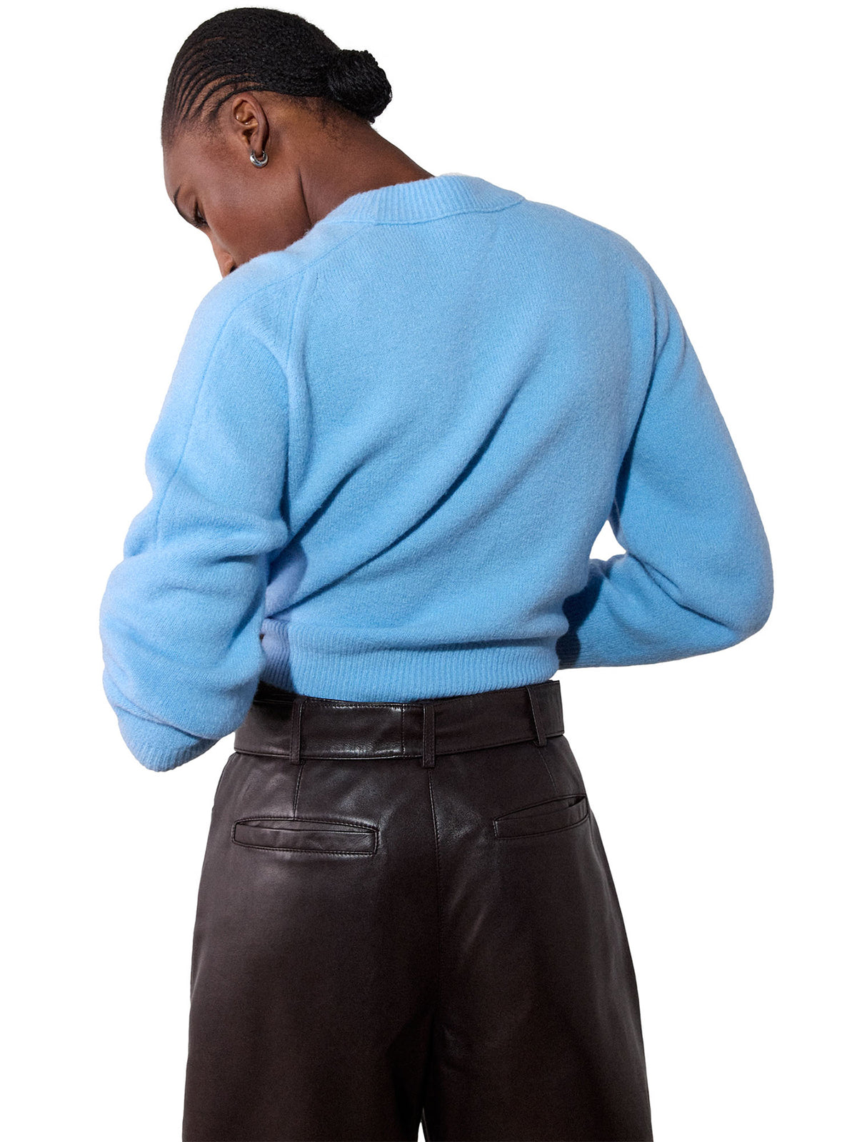 Wool Mix Curved Hem Knit