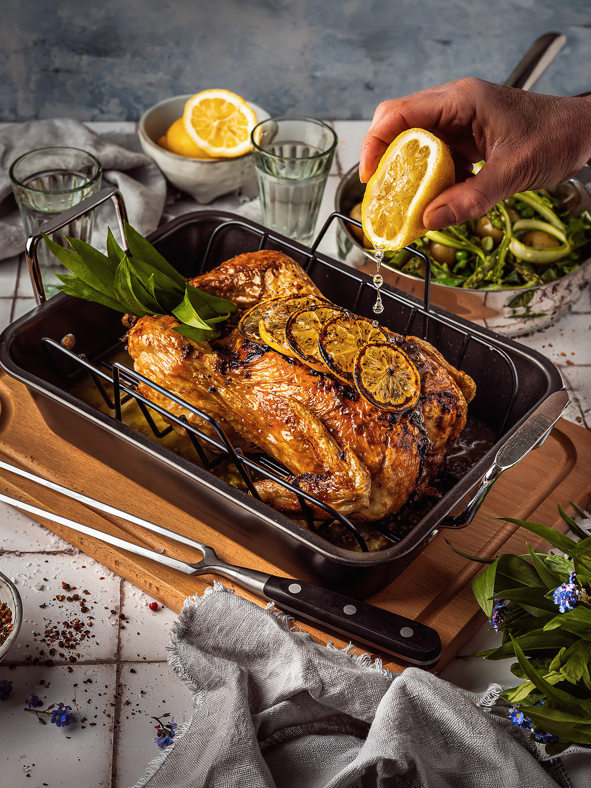 Speciality Non-Stick Roasting Tin & Rack 35 x 23cm