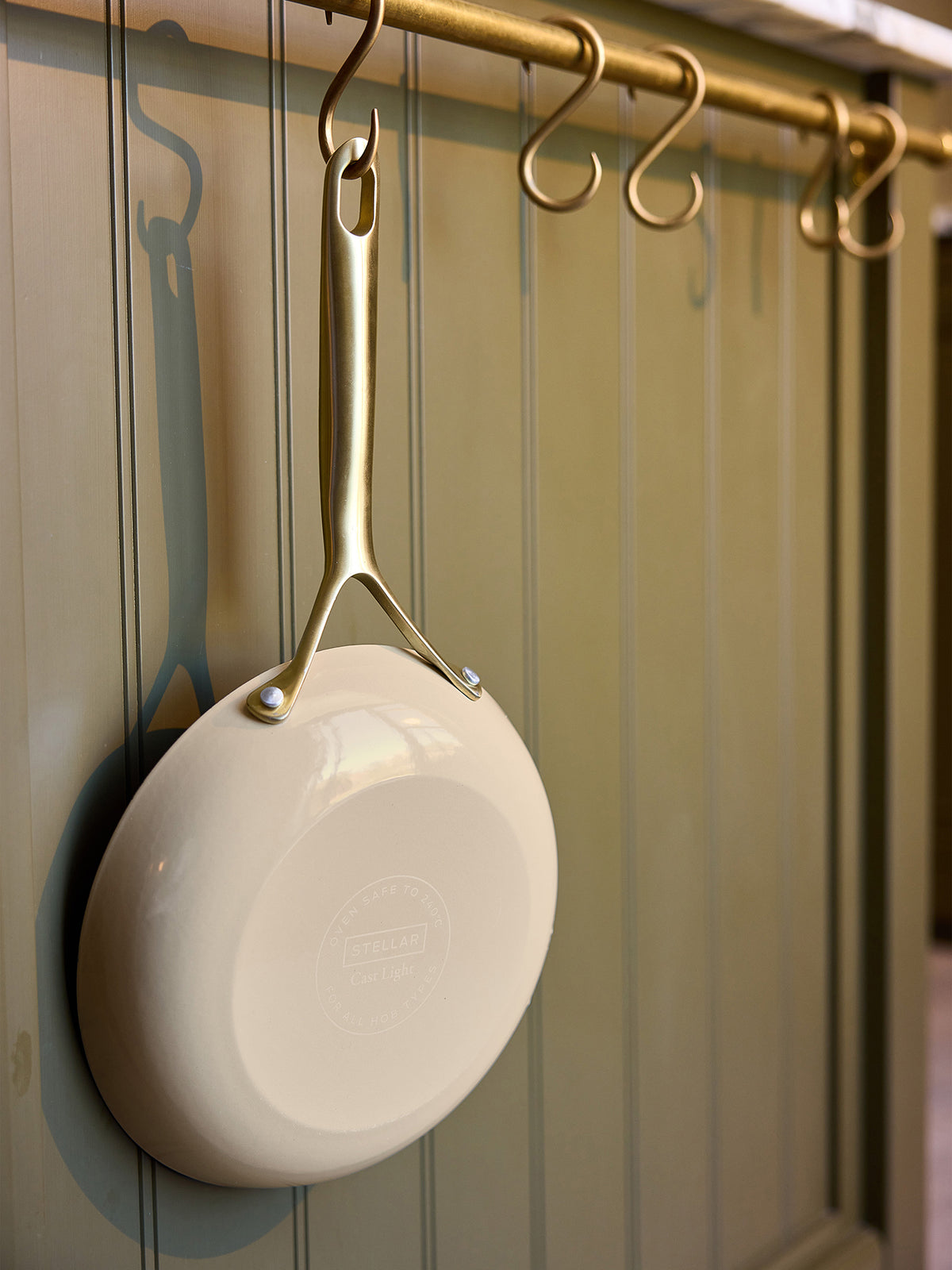 Cast Light Frying Pan 24cm