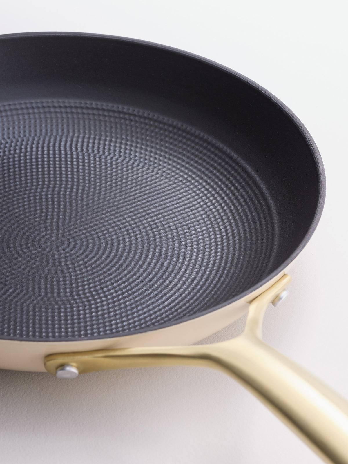 Cast Light Frying Pan 24cm