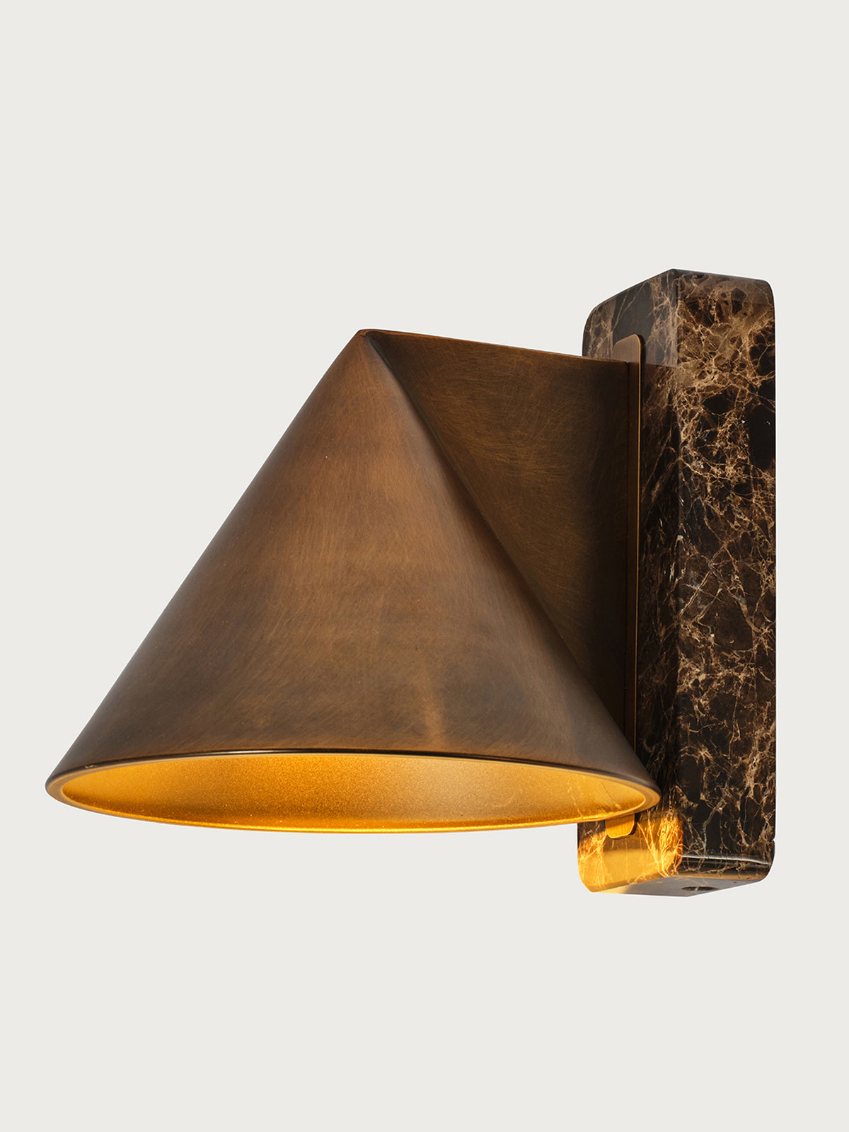Amis Wall Light