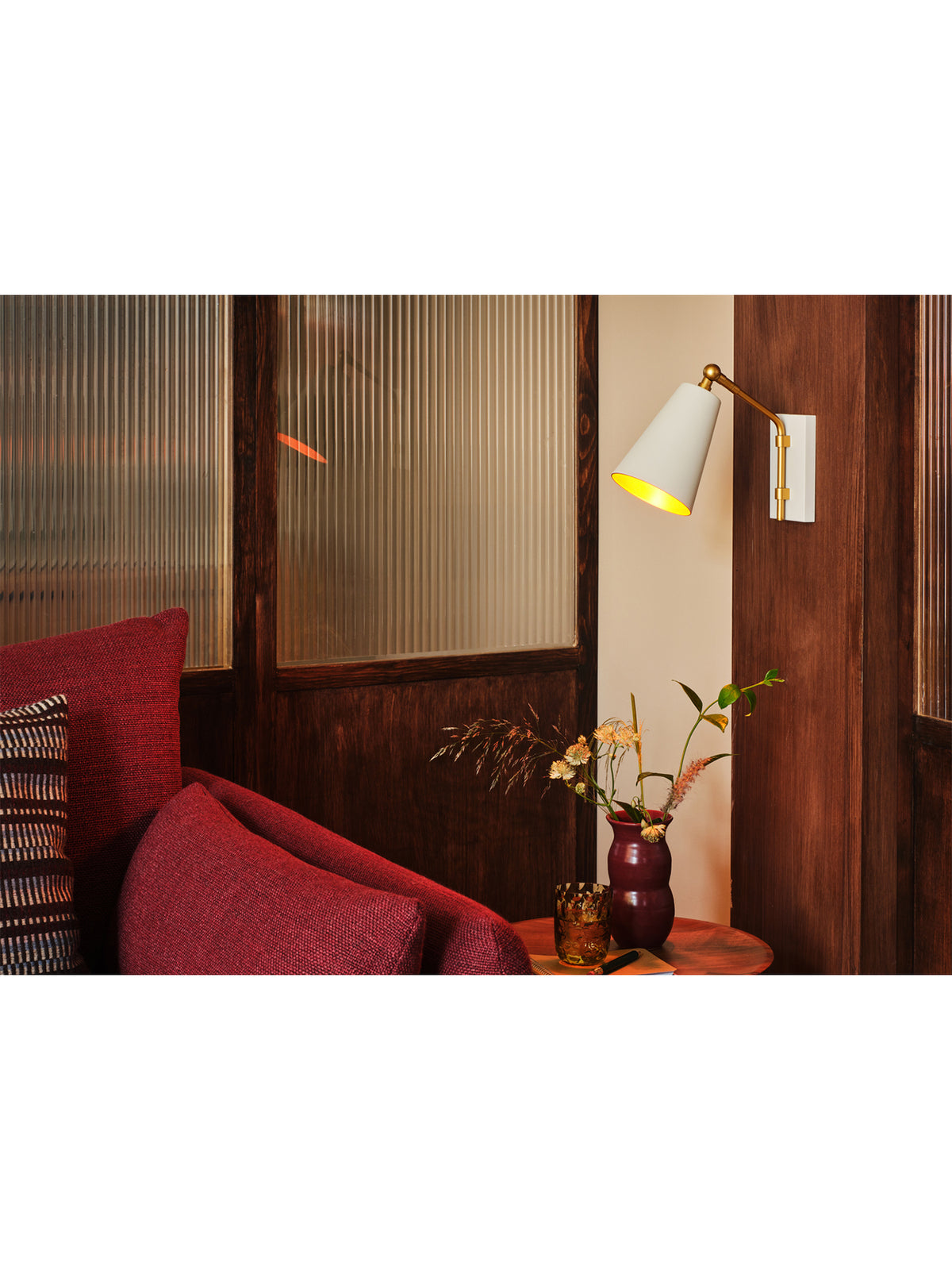 Auden Metal Wall Light – White