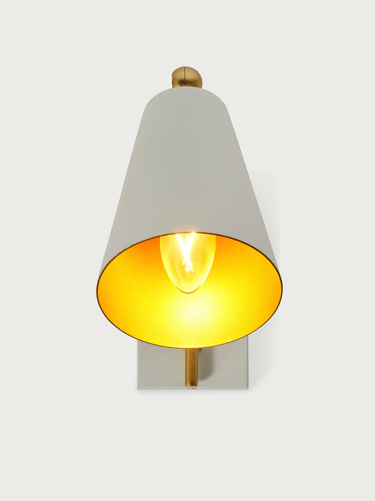Auden Metal Wall Light – White
