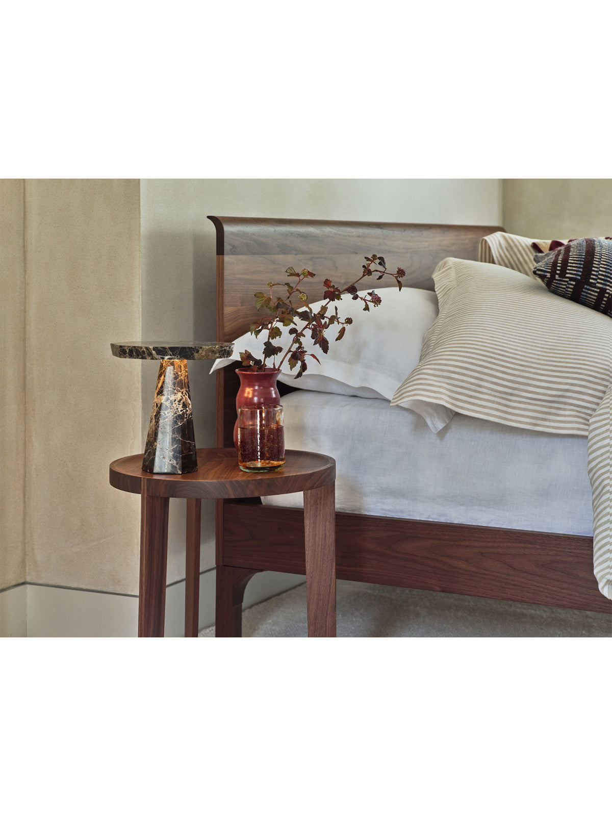 Facet Portable LED Marble Table Lamp