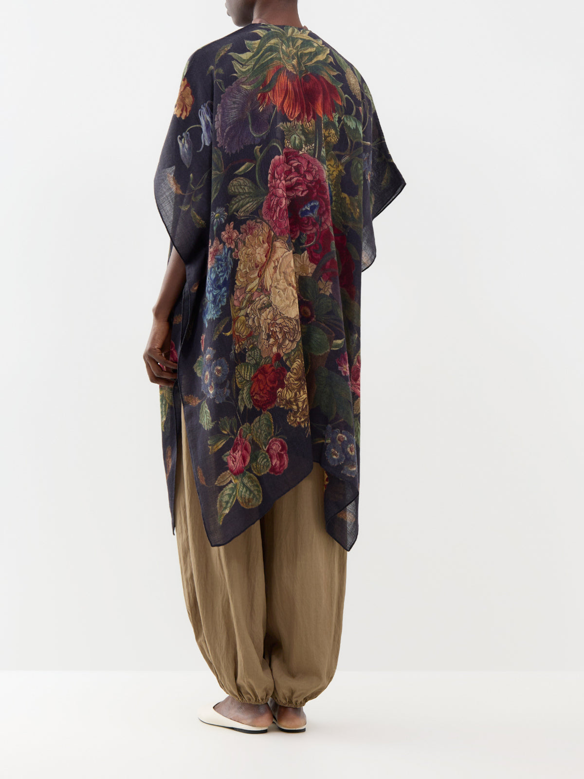 Primula Wool Throwover - Black