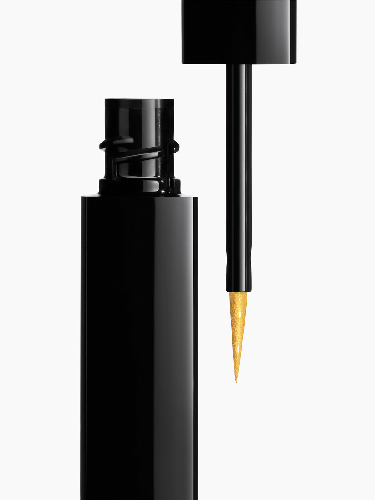 Le Liner De Chanel High Precision Longwearing And Waterproof Liquid Eyeliner