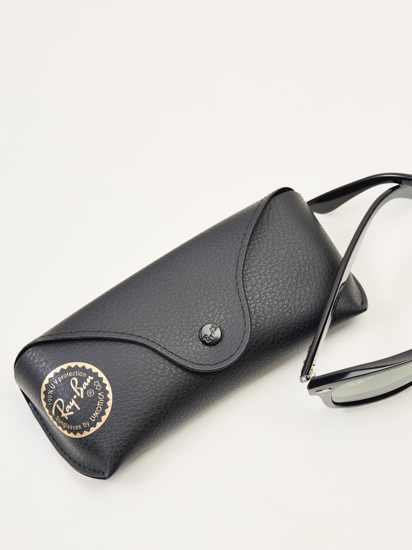 RB4340 Wayfarer Ease Sunglasses