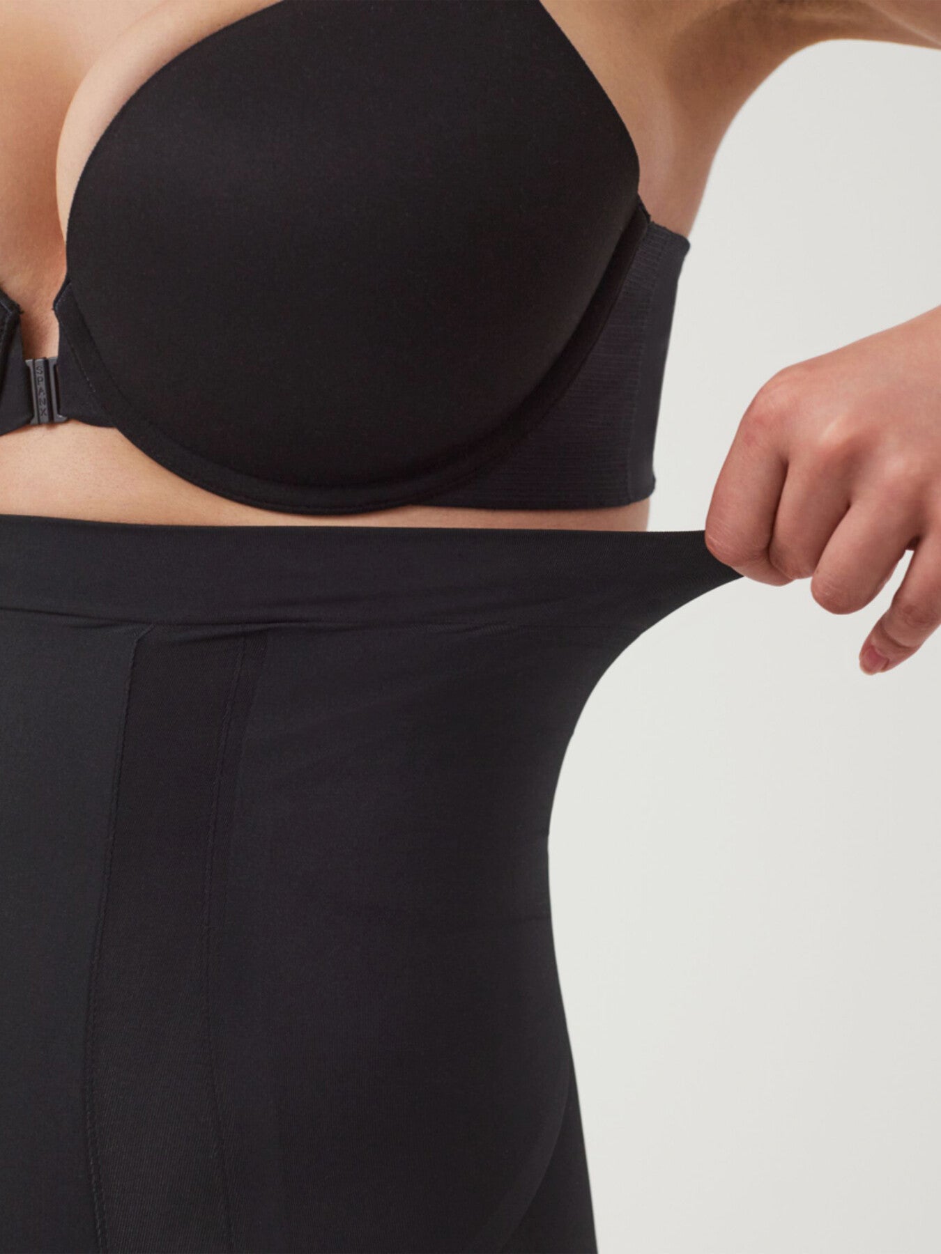 Oncore High-Waisted Mid-Thigh Short