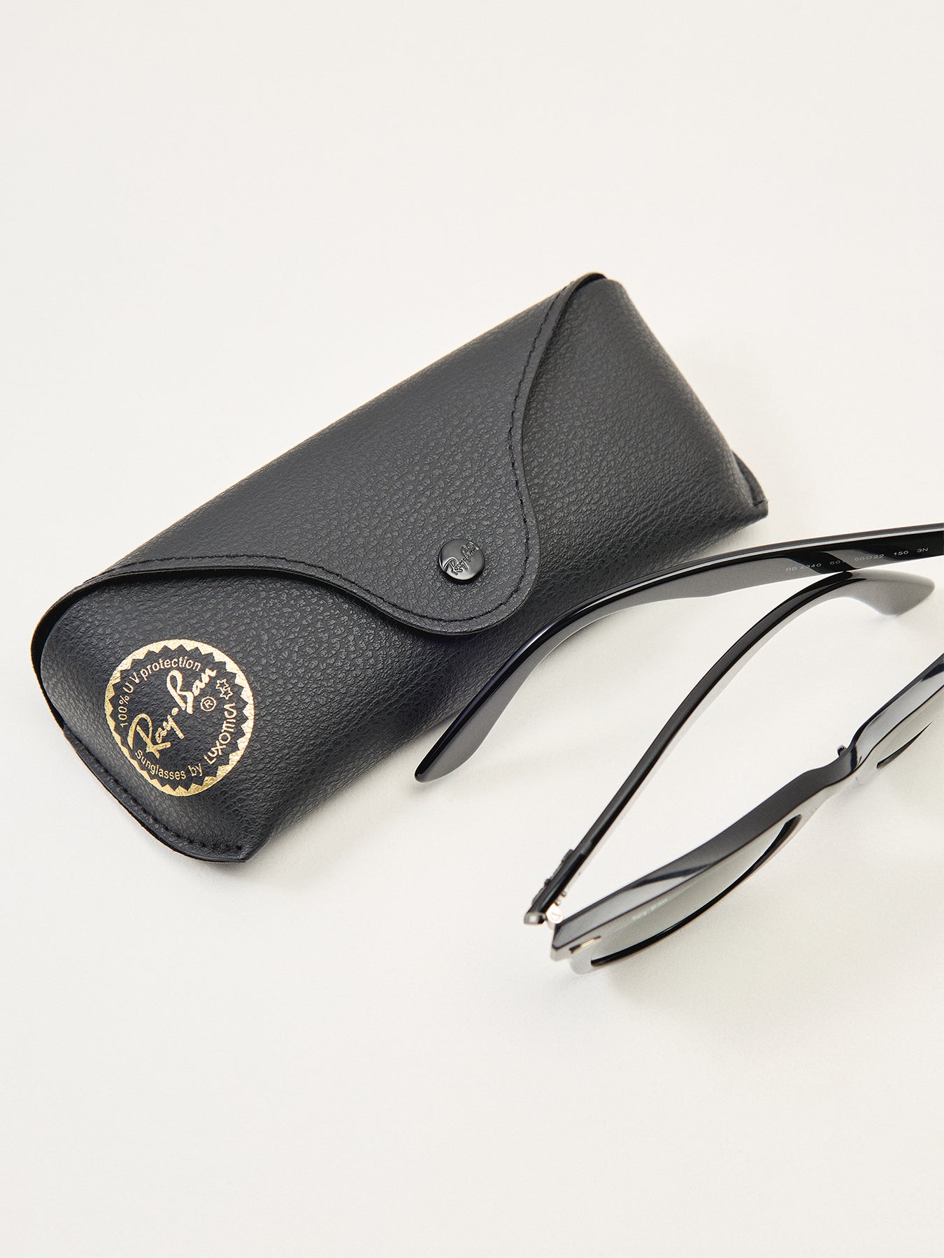 RB4340 Wayfarer Ease Sunglasses