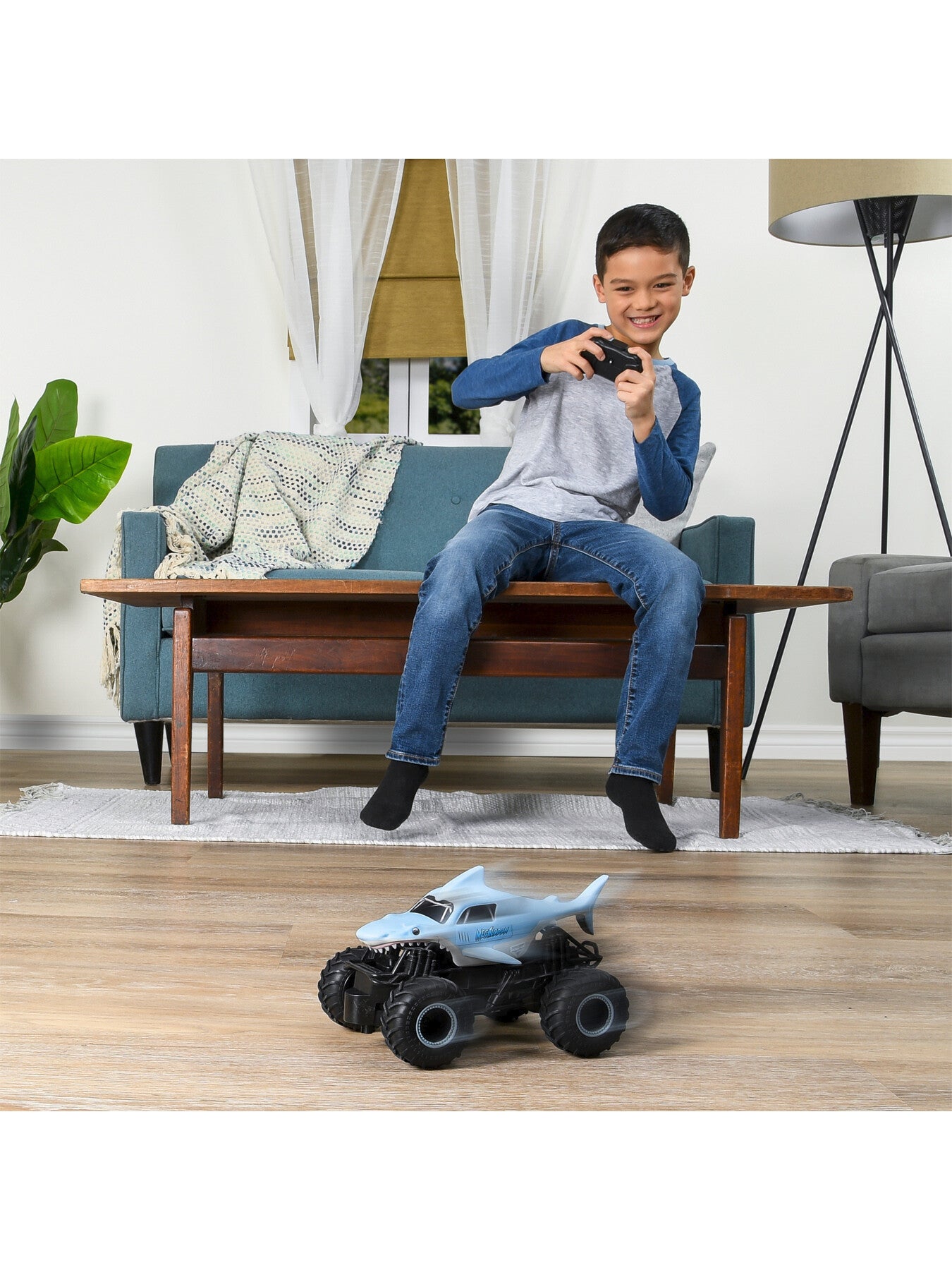 Monster Jam RC - 124th Scale Megaladon