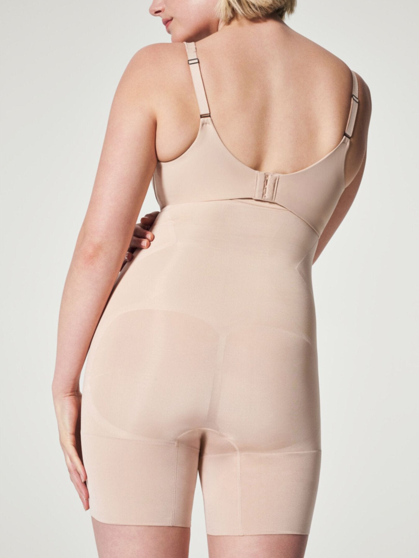 Oncore High-Waisted Mid-Thigh Short