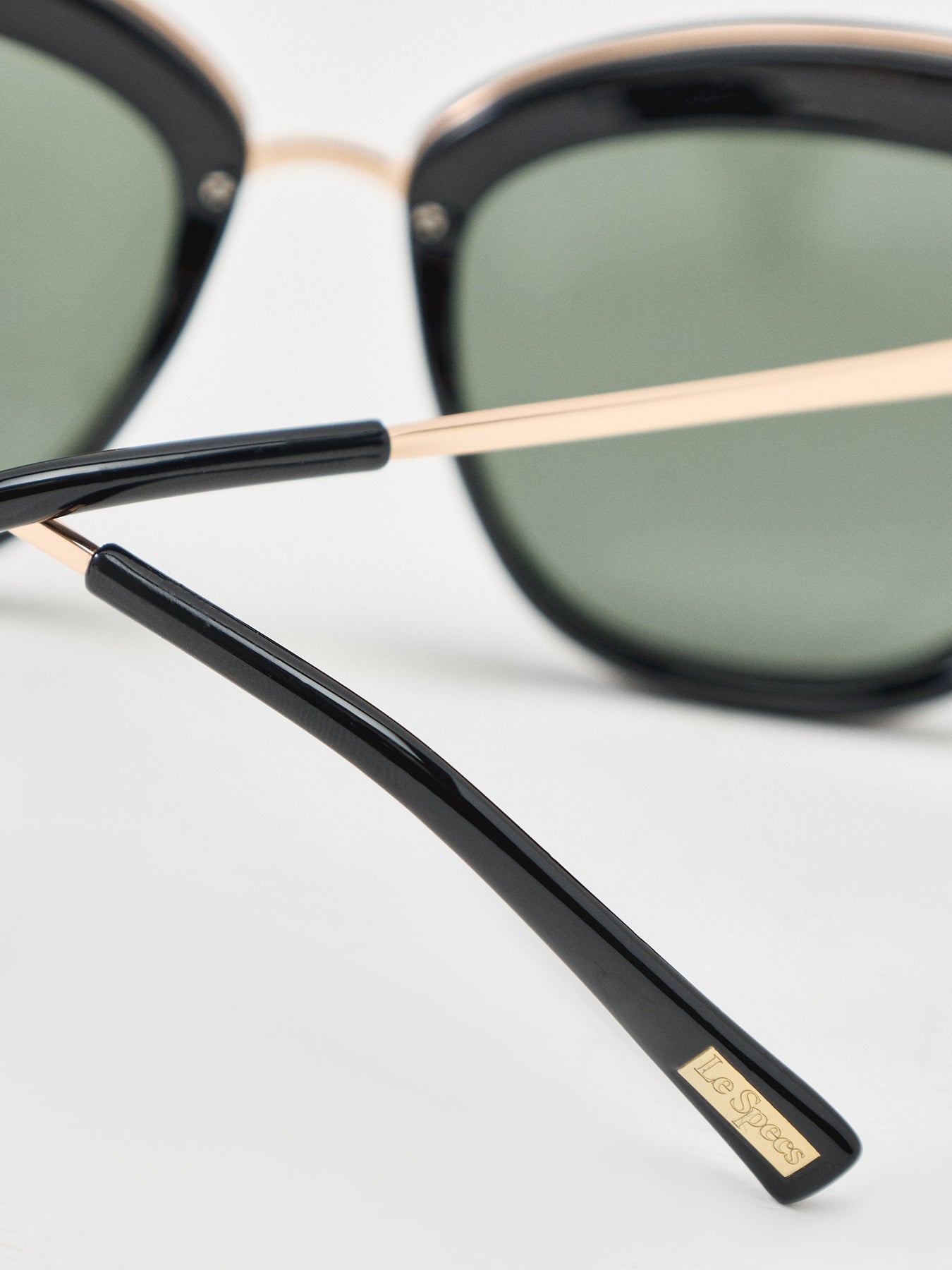 LSP1802484 Caliente Sunglasses