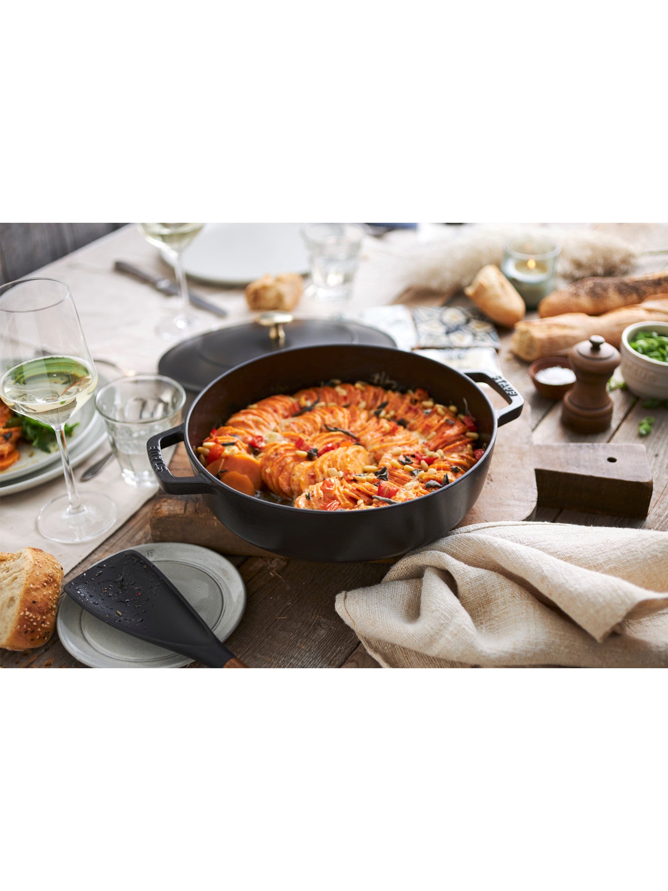 Round Saute Pan Chistera with Lid 28cm