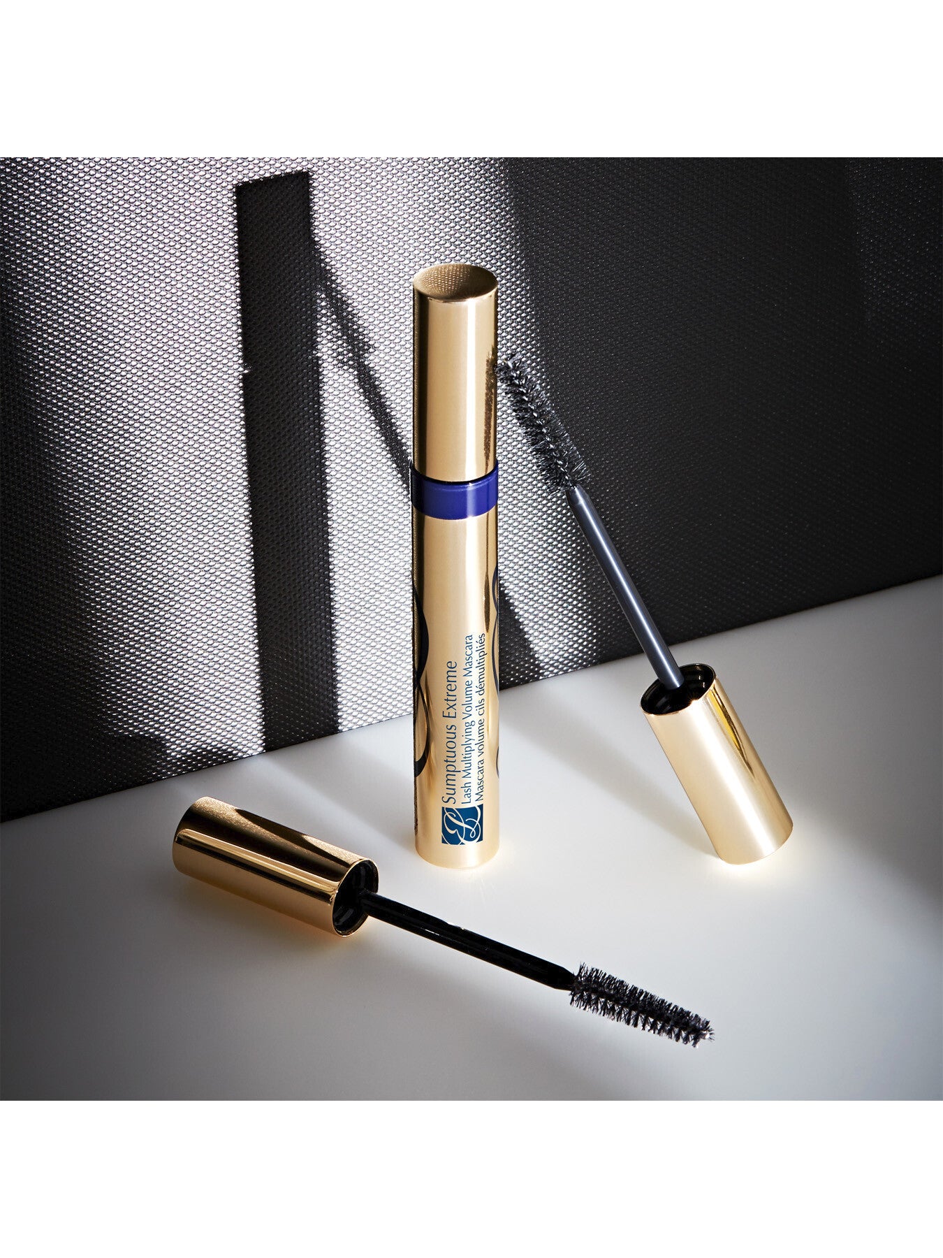 Sumptuous Extreme Lash Multiplying Mascara