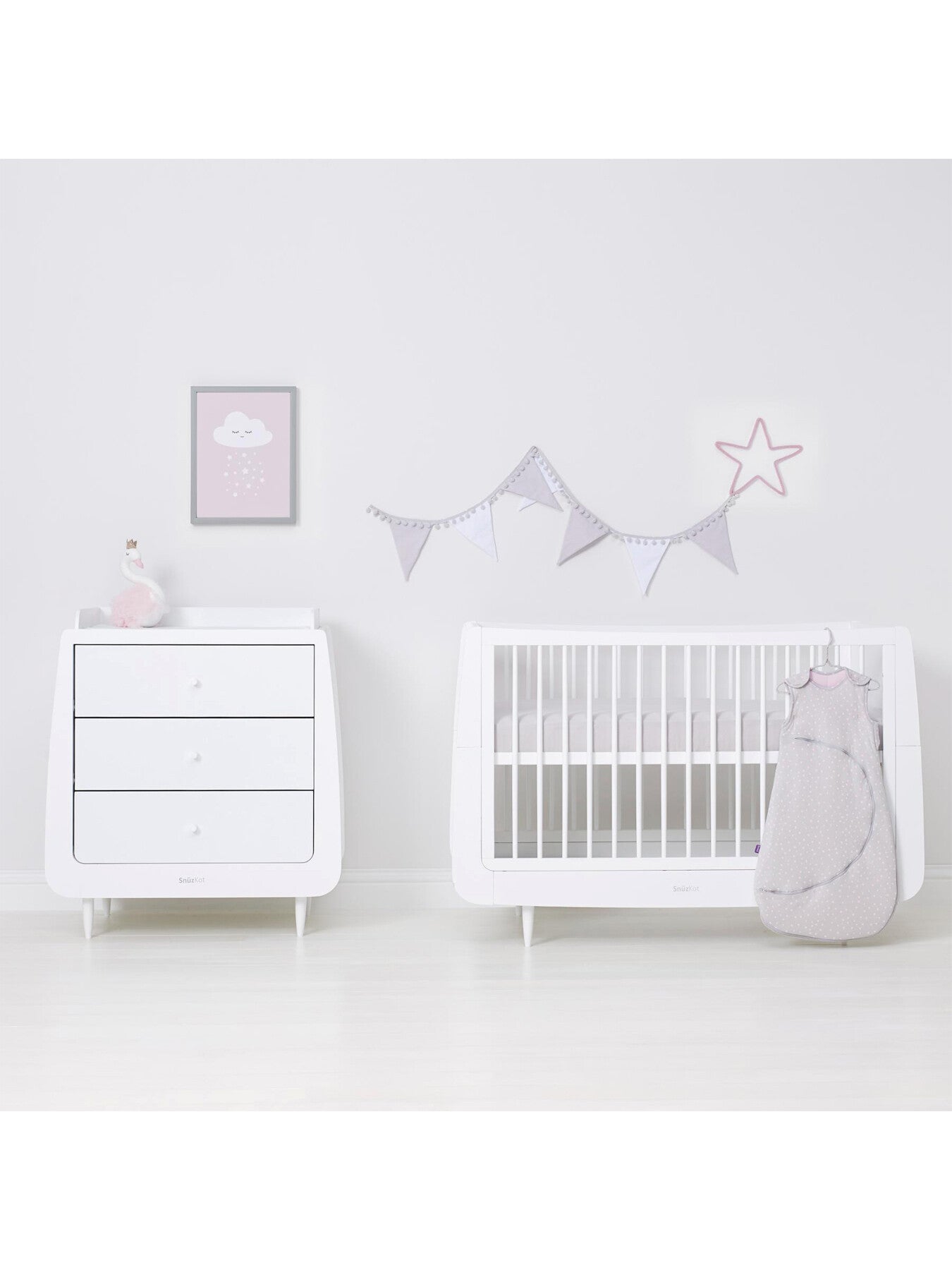 SnuzPouch Sleeping Bag 2 5 Tog 0-6M Rose Spots