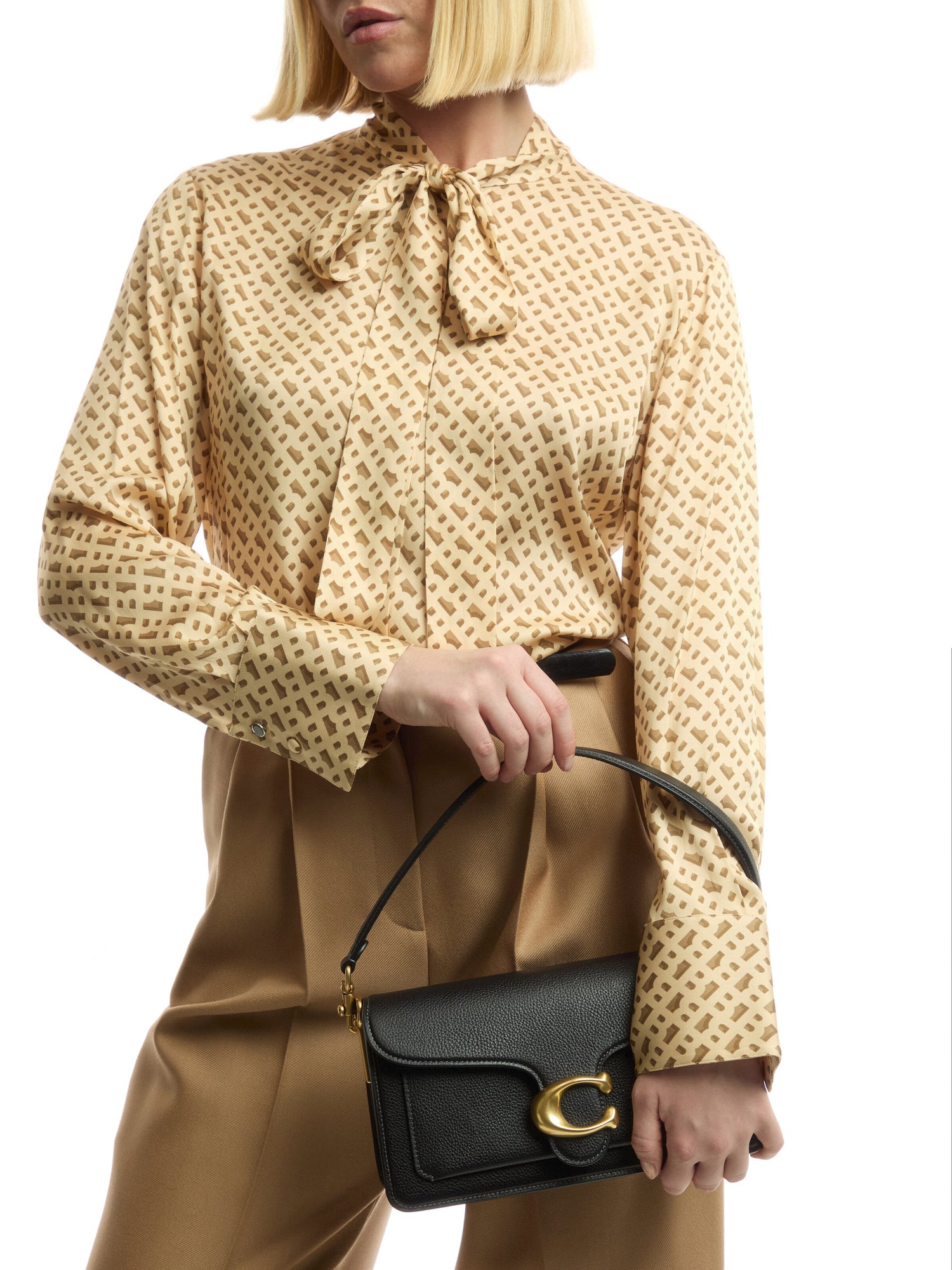 Tabby Shoulder Bag 26