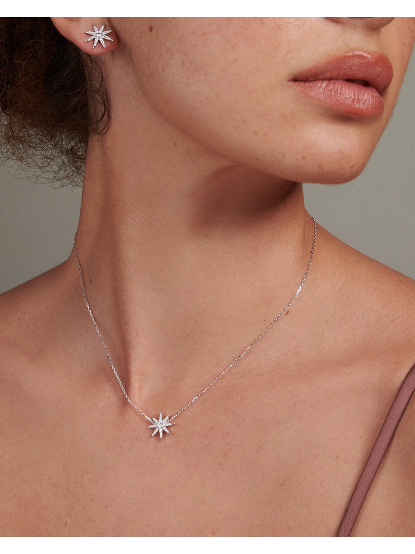 Stella Atrias Pendant Necklace