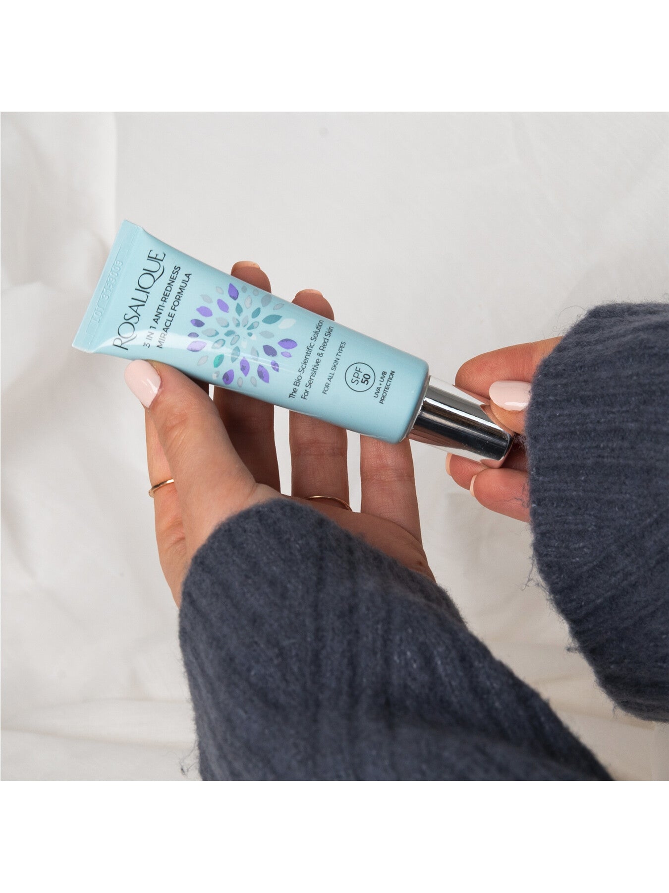 Rosalique 3 in 1 Anti-Redness Miracle Formula