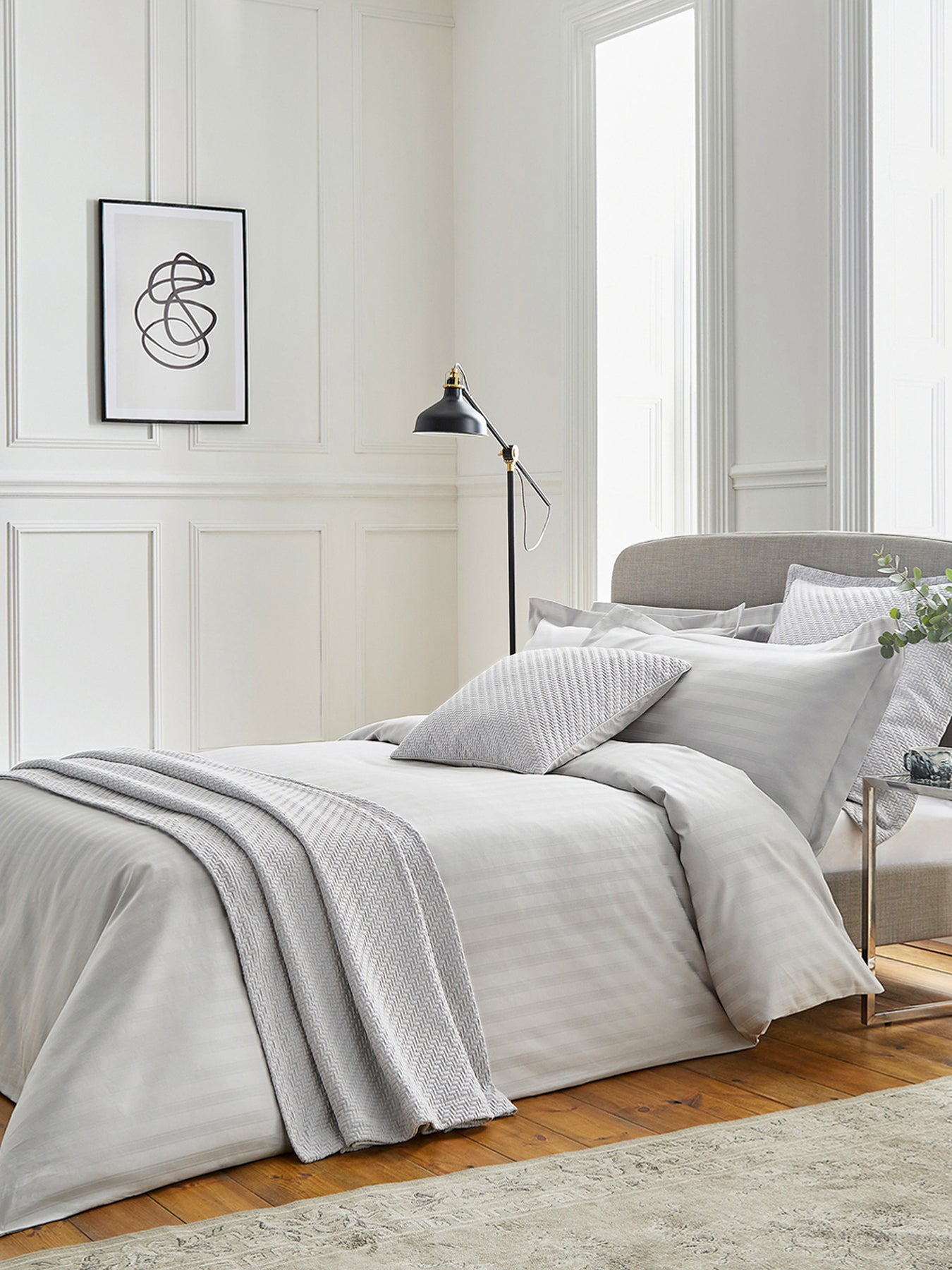 Adan Silver King Duvet Cover