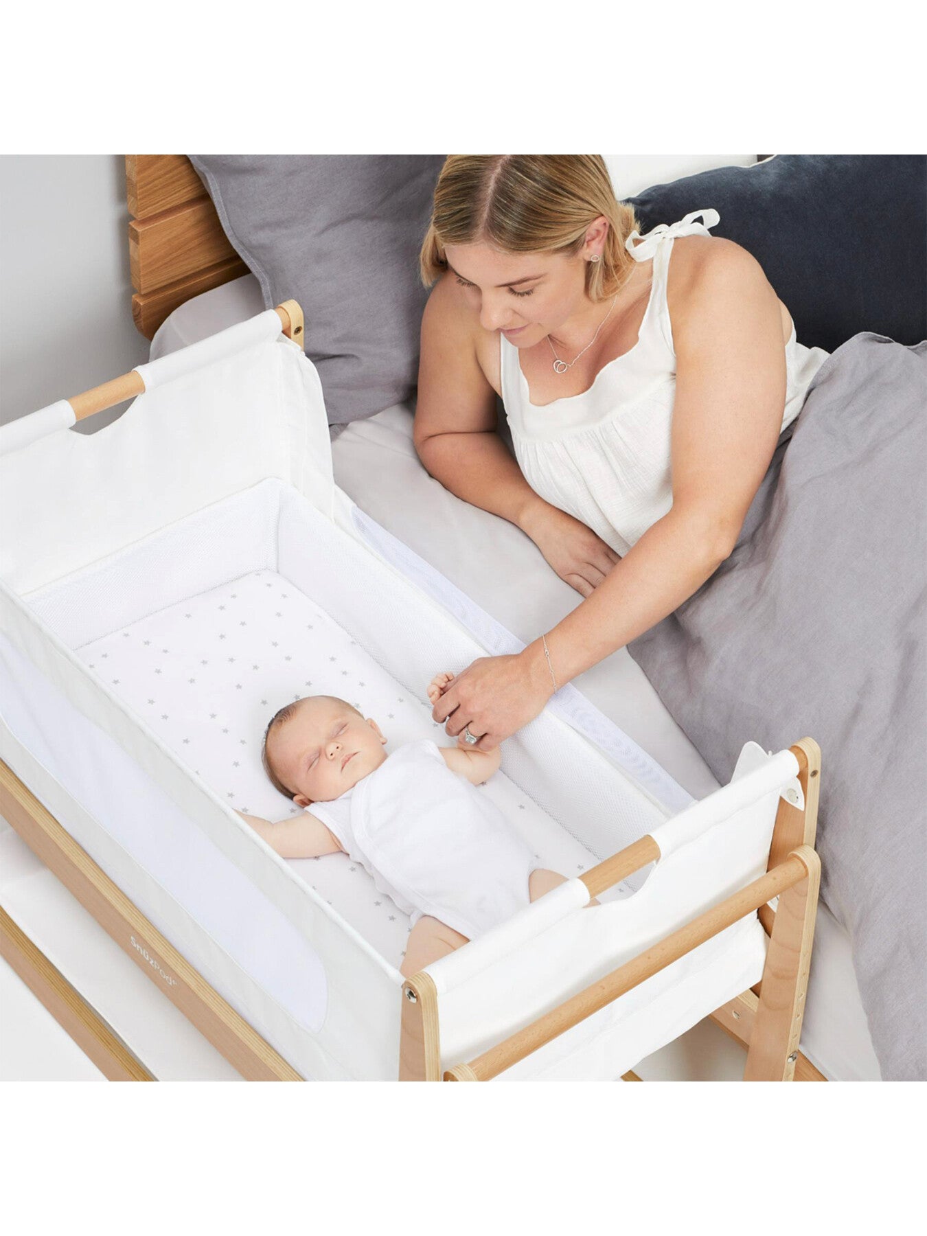 Snuzpod 4 Bedside Crib