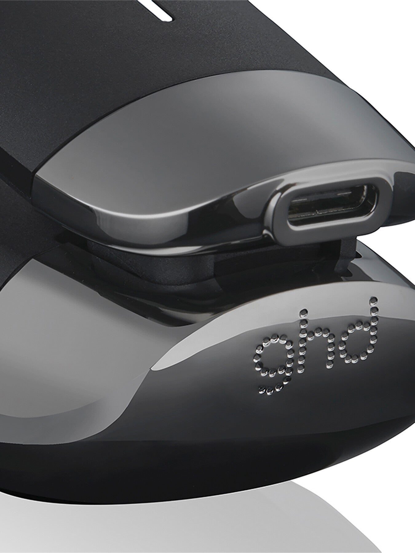 GHD Unplugged Cordless Styler