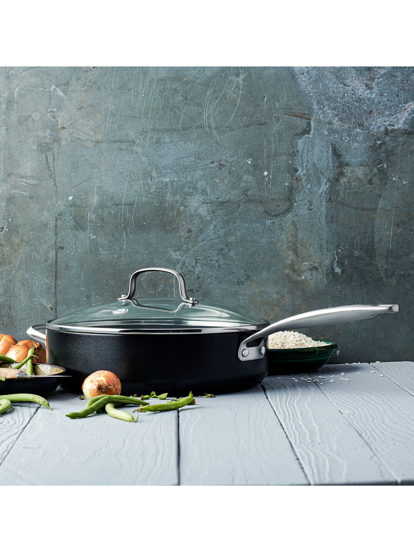 Covered Skillet with Stay-Cool Handle Black