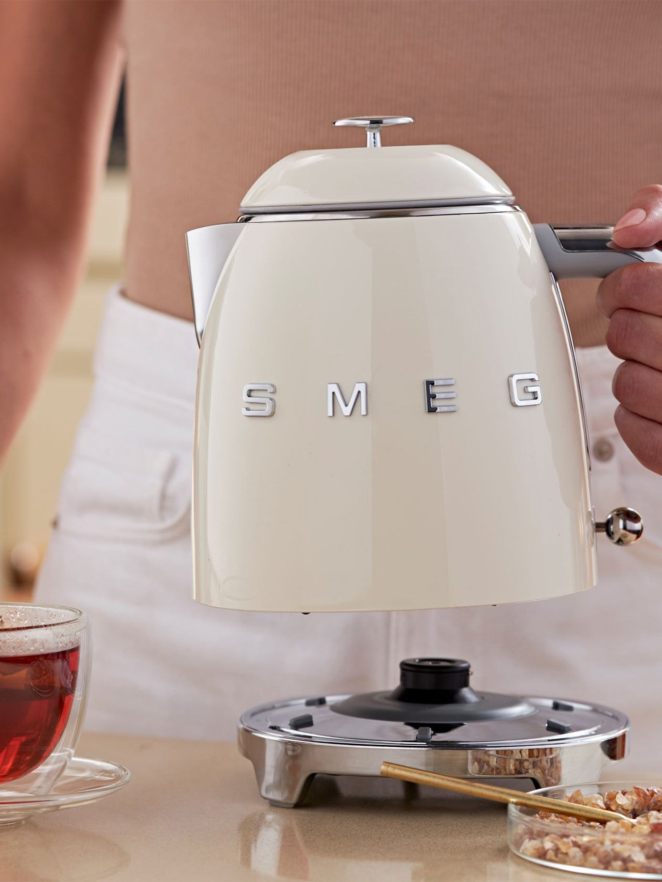 KLF05 Mini Cordless Electric Kettle 0.8L