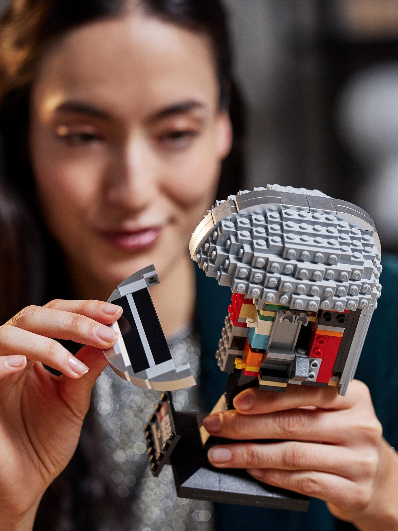 Star Wars The Mandalorian Helmet Set 75328