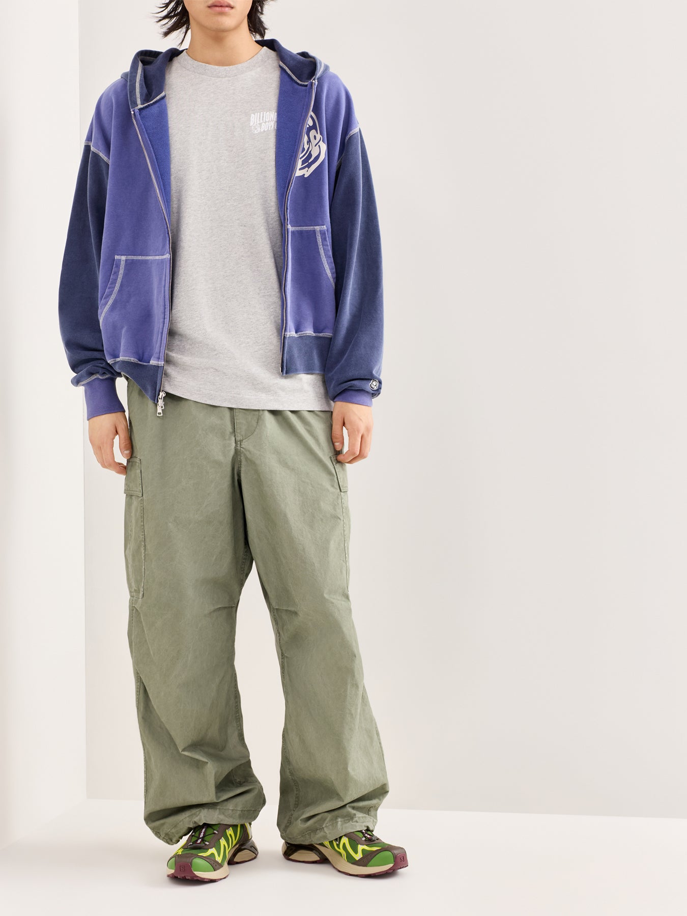 Small Arch Logo T-Shirt Grey