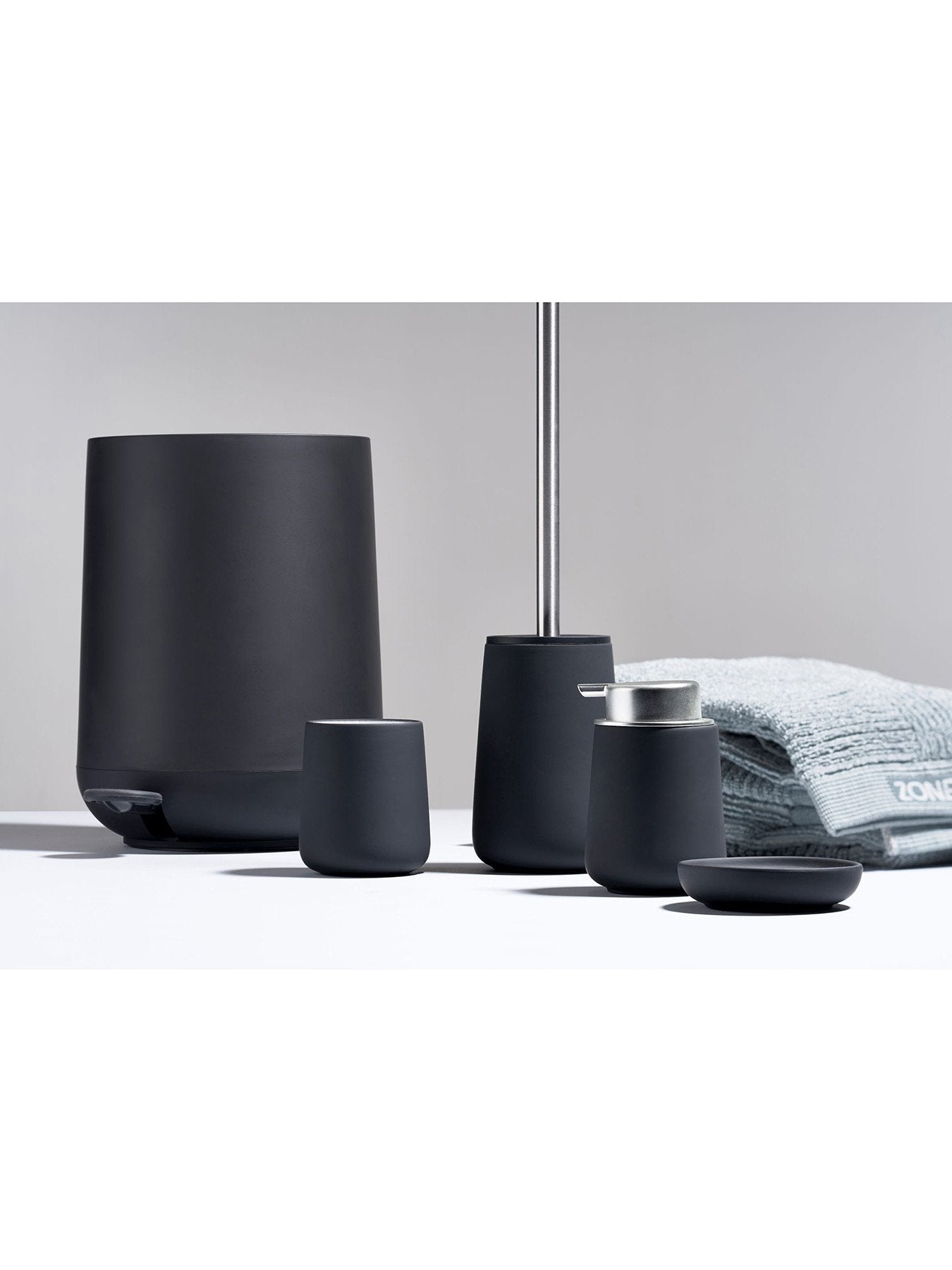 Nova Toothbrush Holder