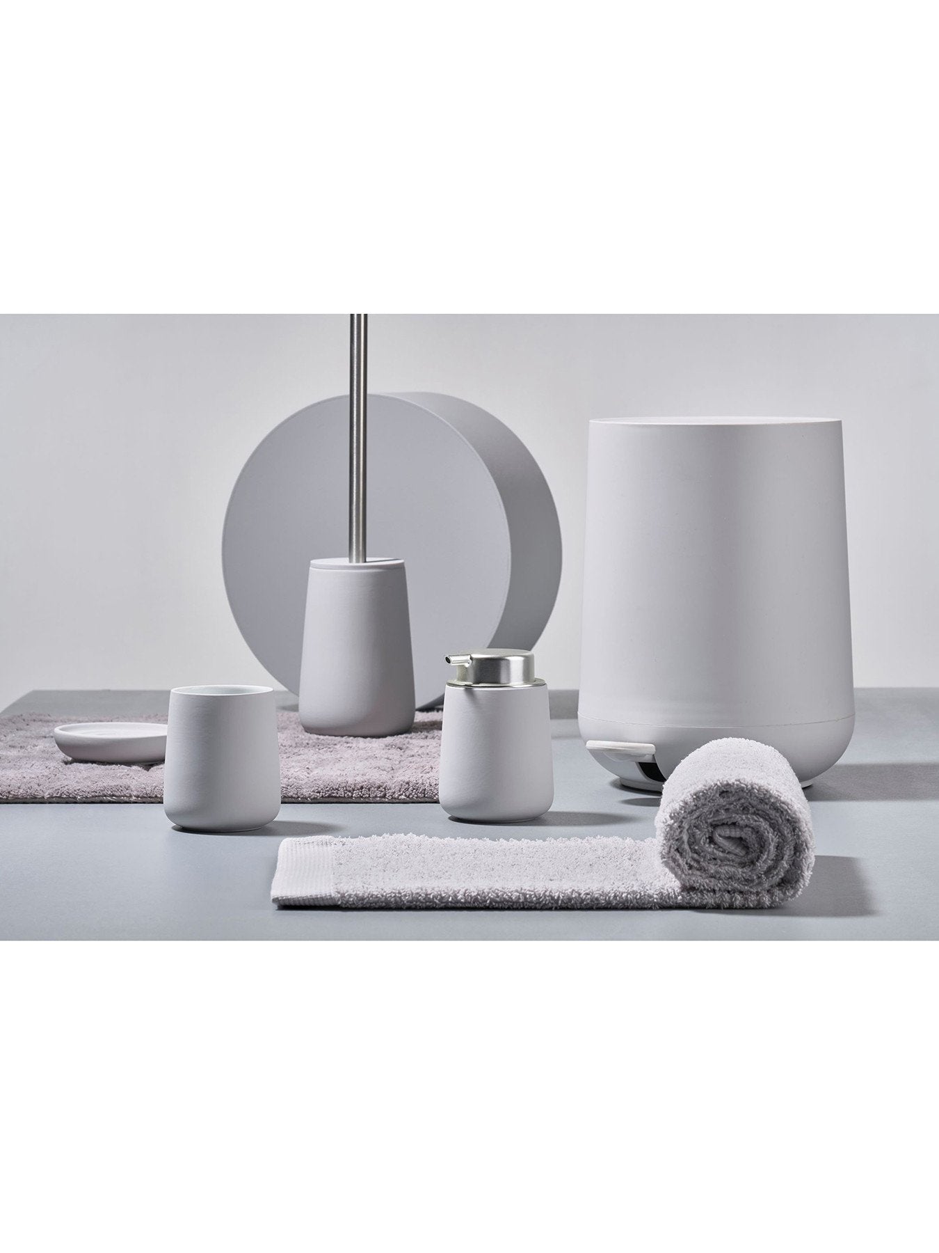 Nova Toothbrush Holder