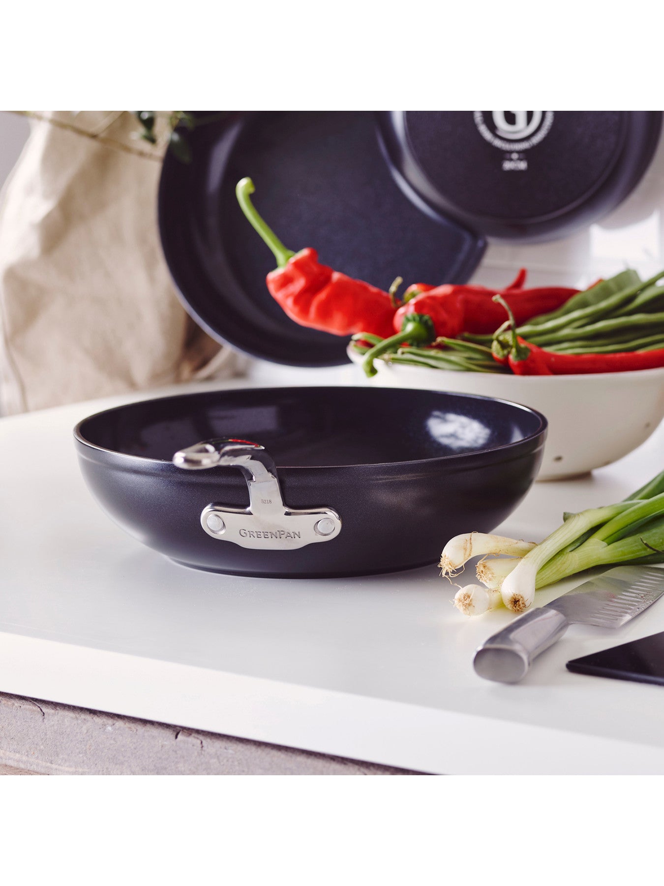 Barcelona Pro Heavy Guage Aluminium Open Wok 30cm