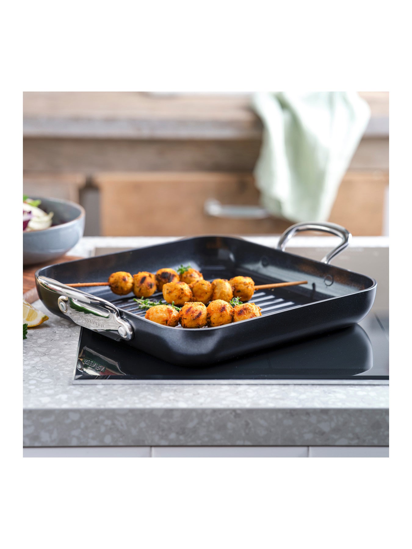 Barcelona Pro Heavy Guage Aluminium Grill Pan 28cm