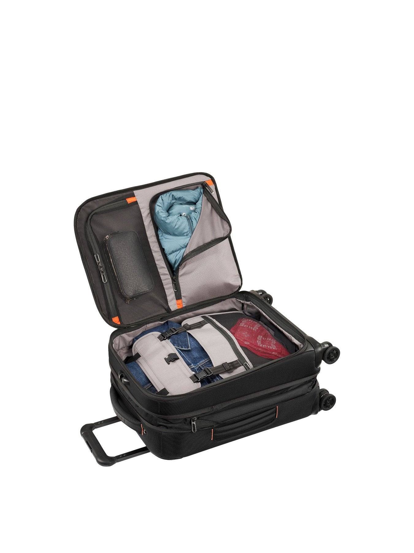 Briggs and Riley ZDX International 53cm Carry-On Expandable Spinner Suitcase