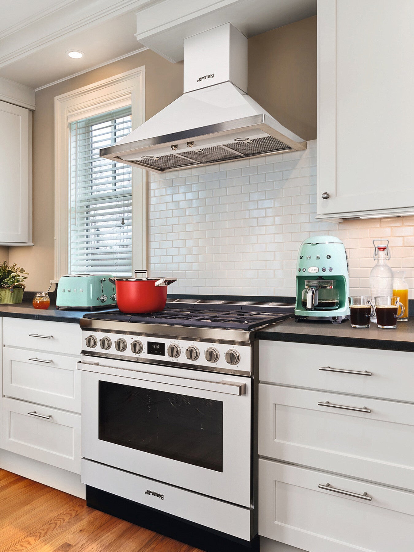 DCF02 Drip Filter Coffee Machine