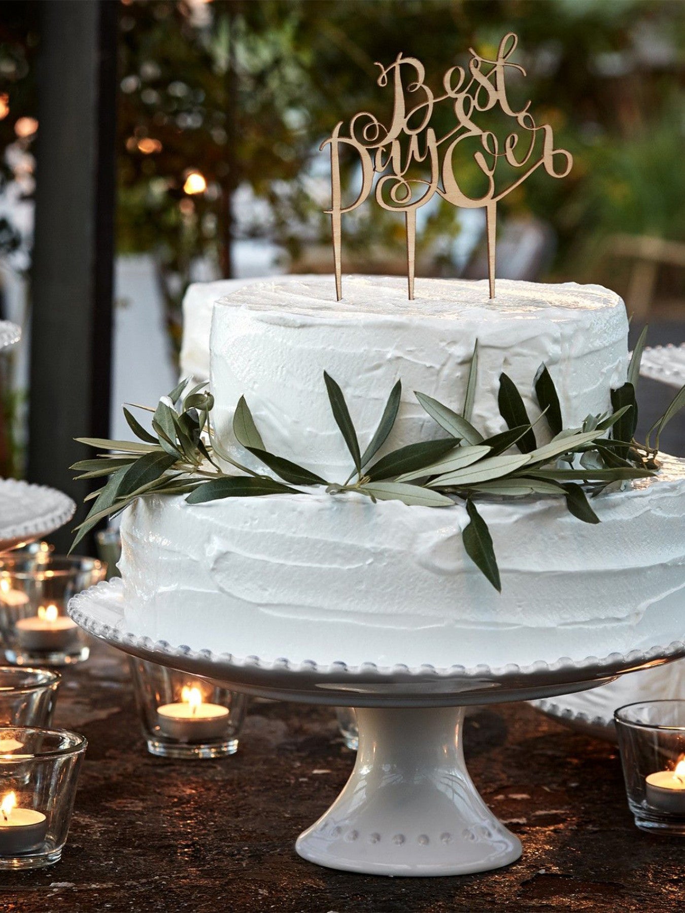 Pearl Footed Large Plate