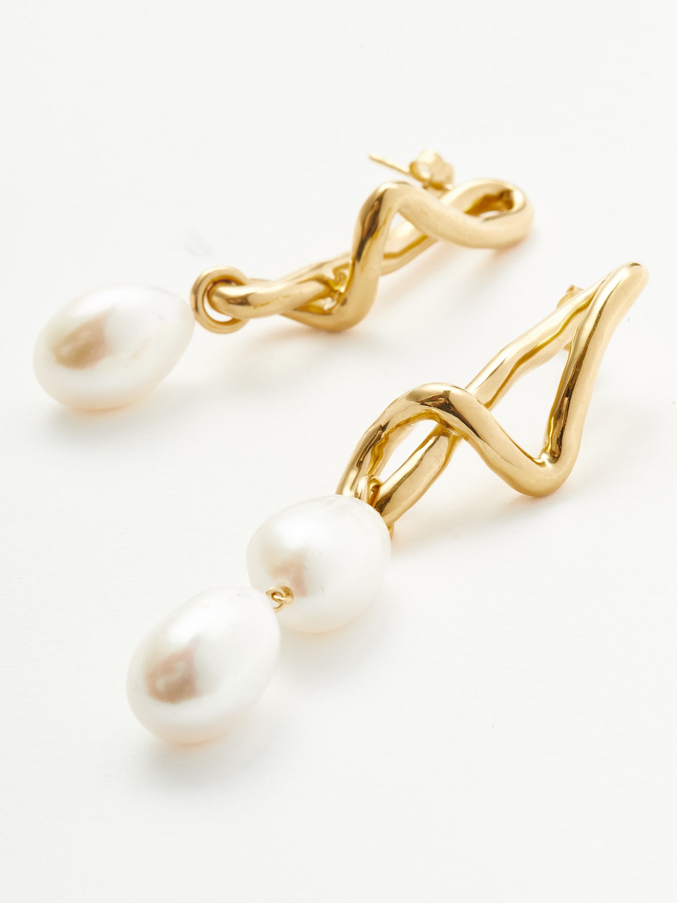 Molten Pearl Drop Earrings