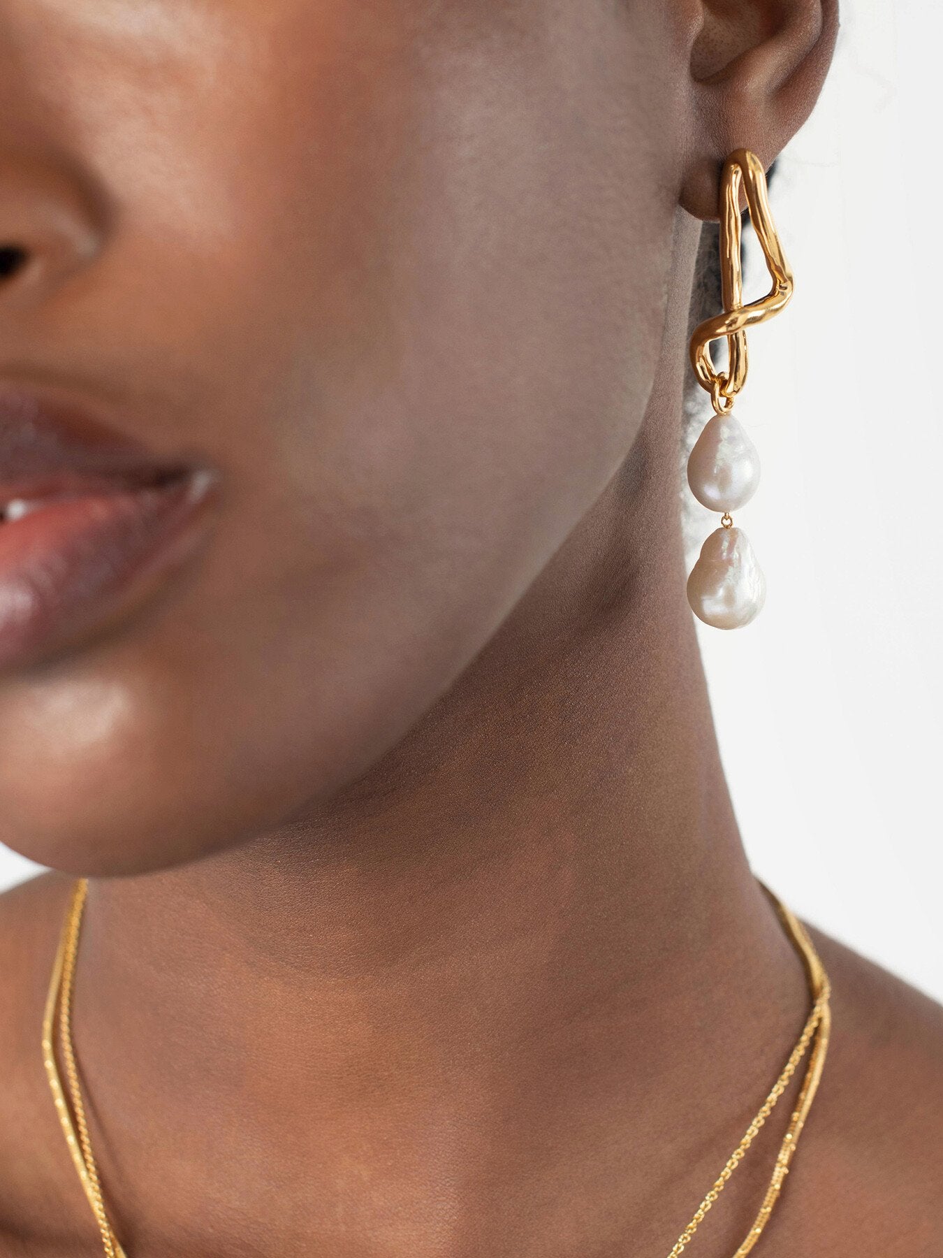 Molten Pearl Drop Earrings