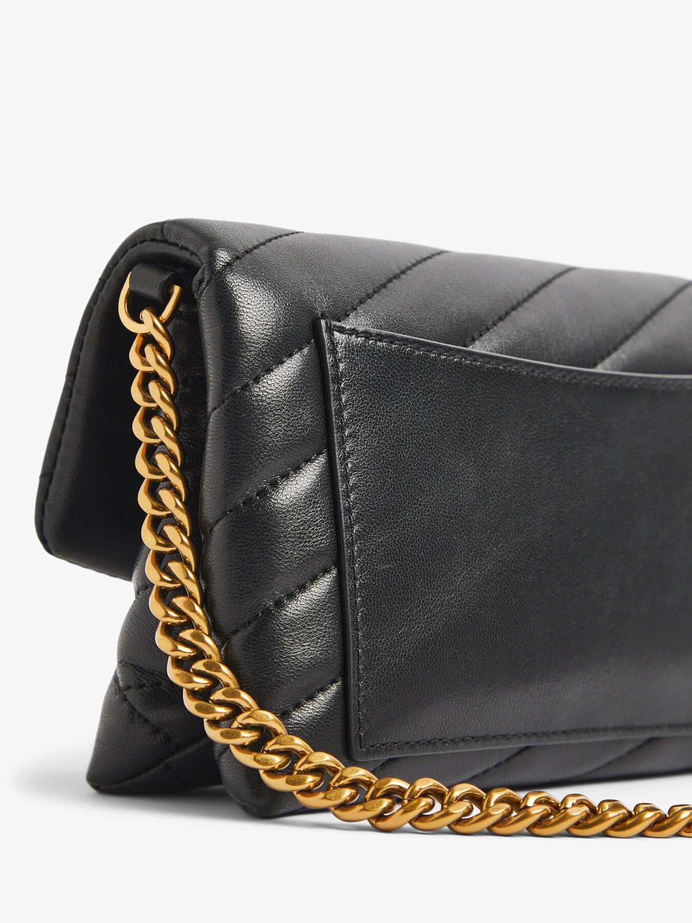 Kira Chevron Chain Wallet