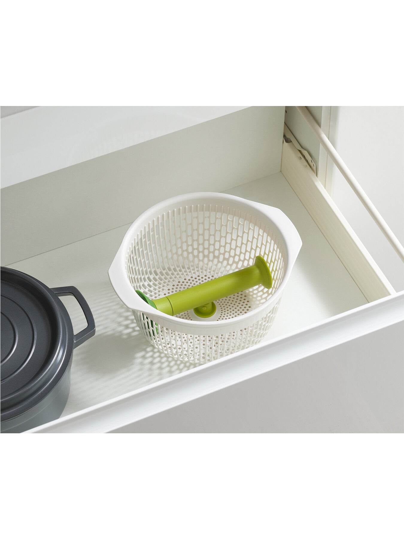 Spindola In Sink Salad Spinning Colander
