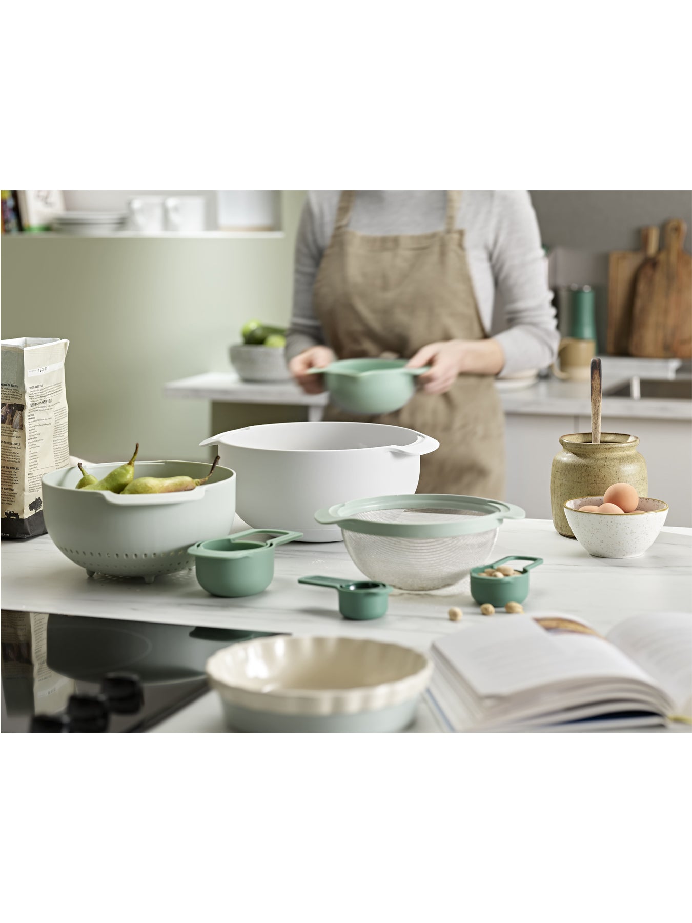 Nest 9 Plus 9 Piece Food Preparation Set Editions