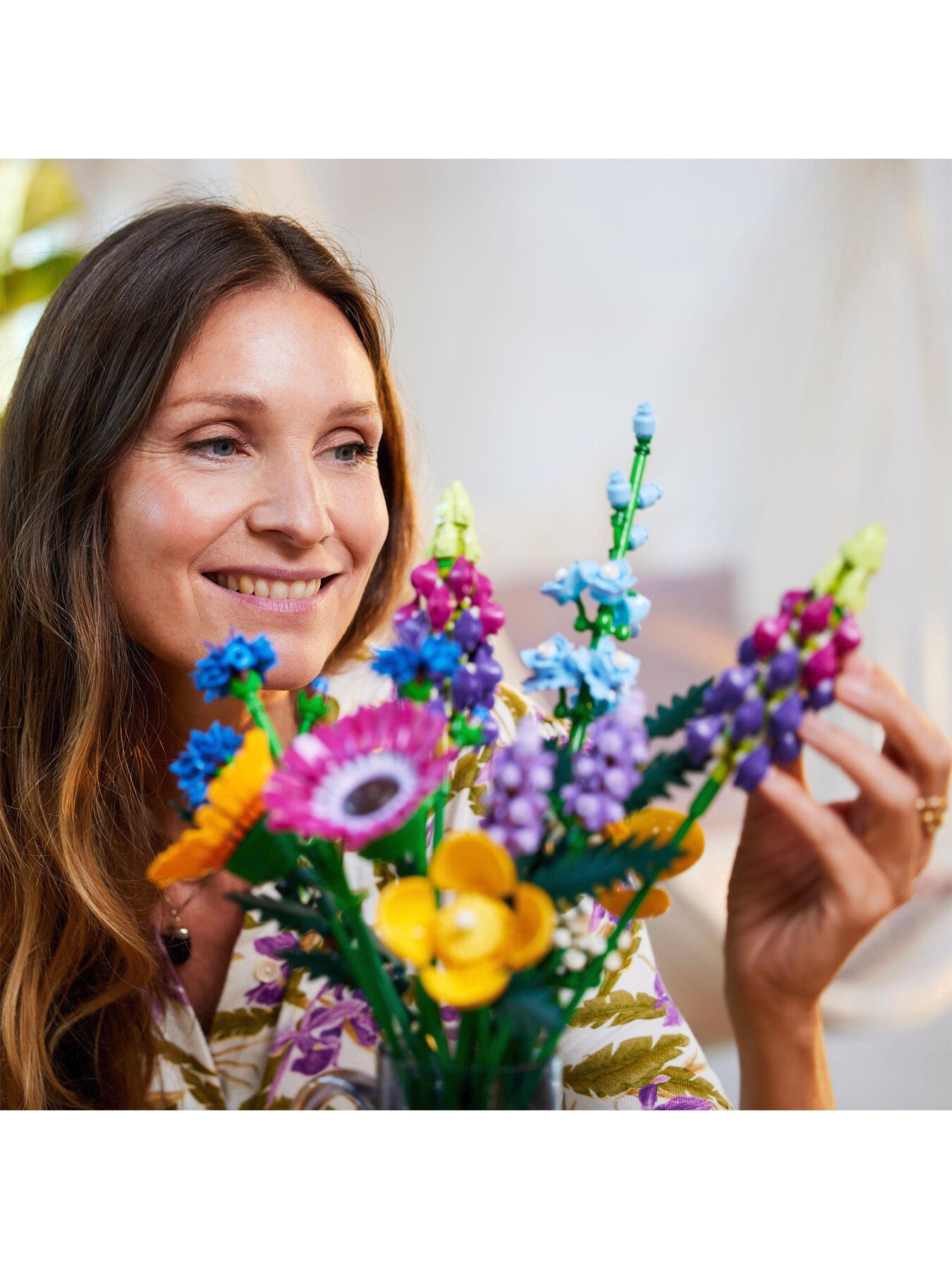 Icons Wildflower Bouquet Set for Adults 10313