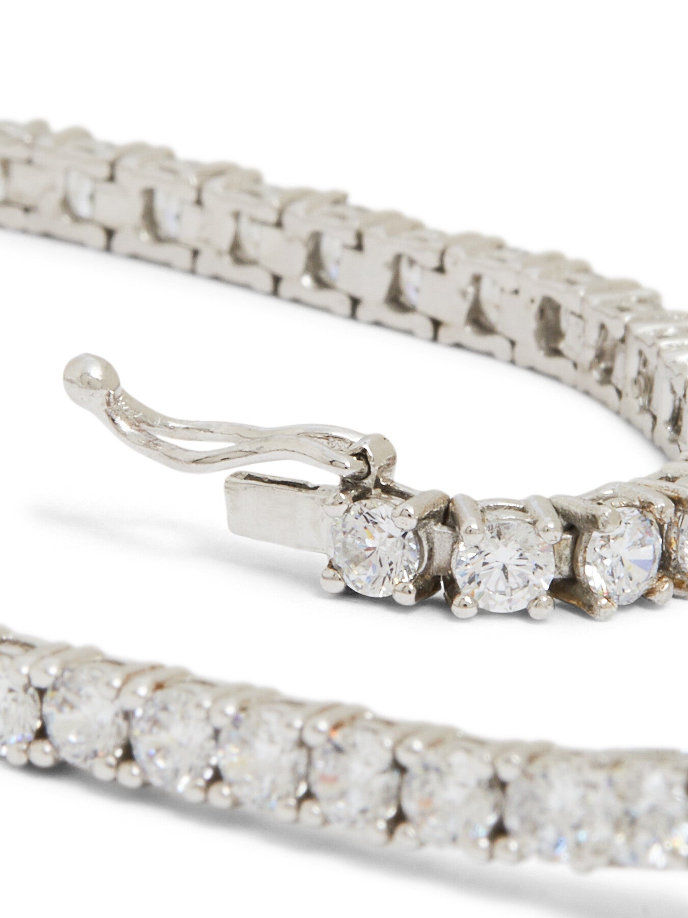 Vianne Round Prong Tennis Bracelet