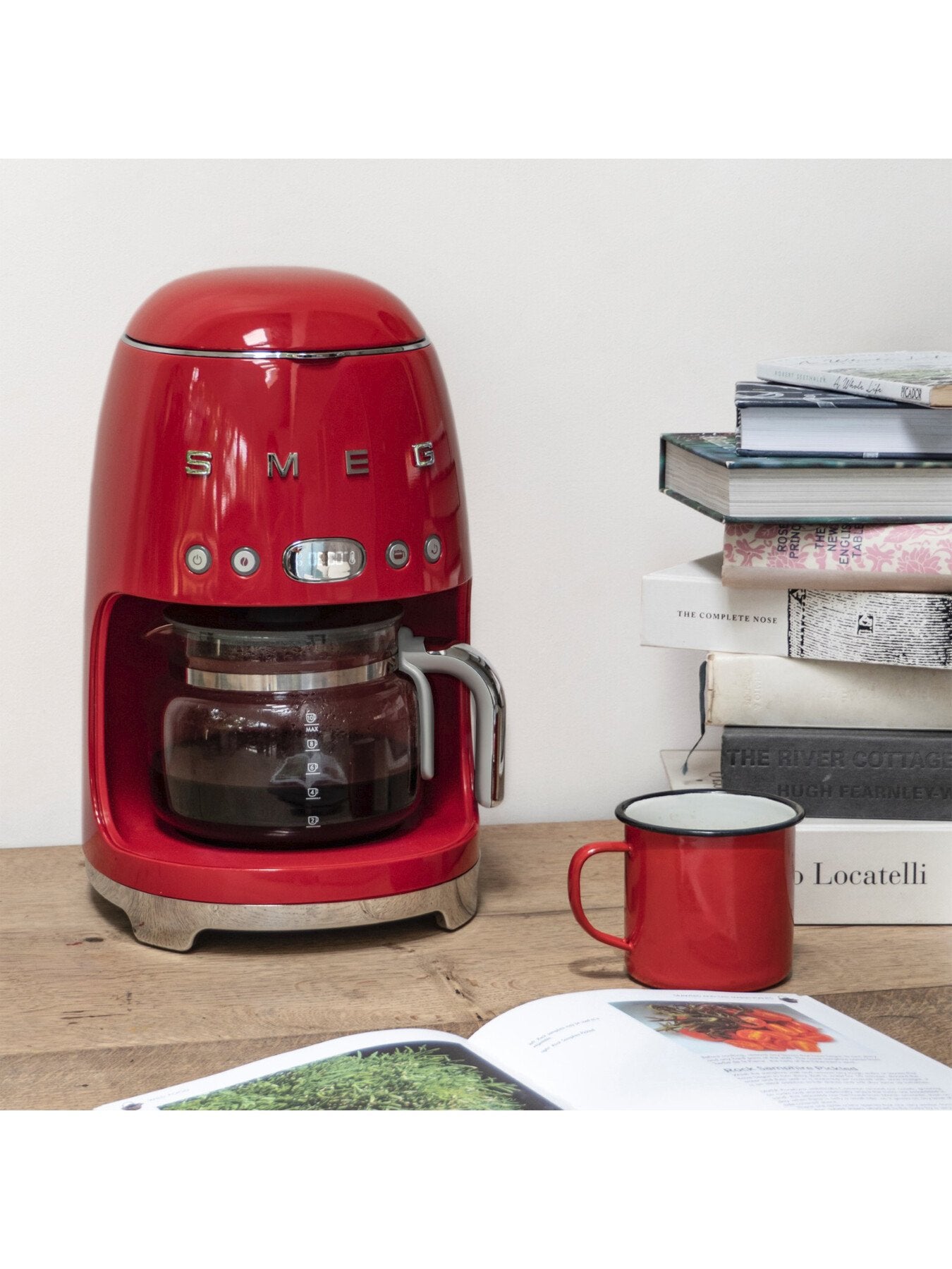 DCF02 Drip Filter Coffee Machine