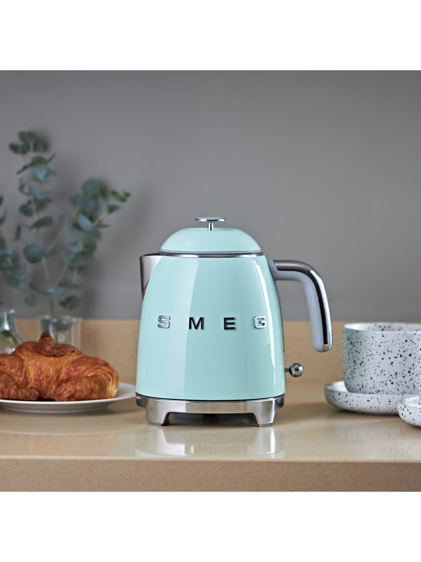 KLF05 Mini Cordless Electric Kettle 0.8L