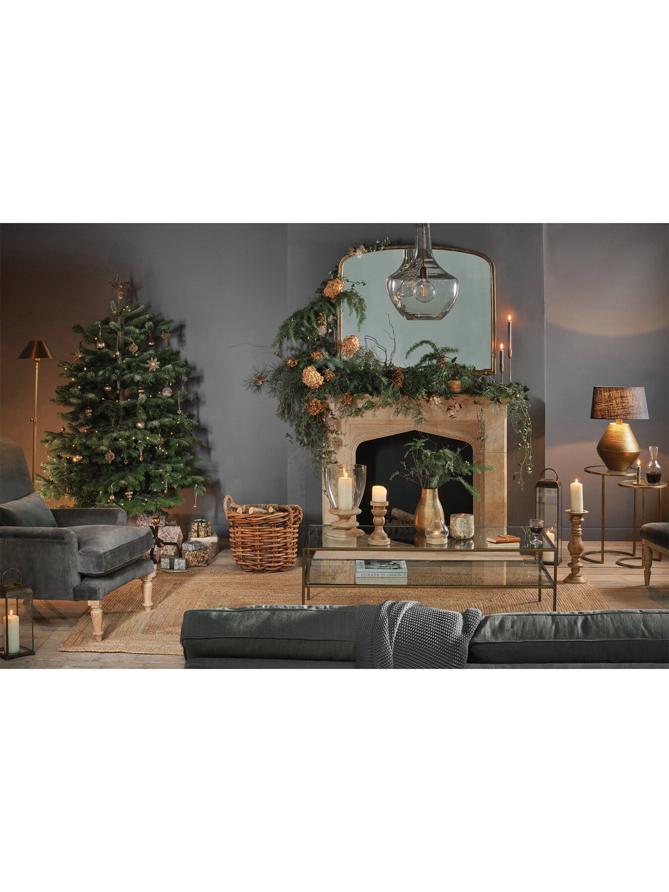 Amri Iron Candlestick