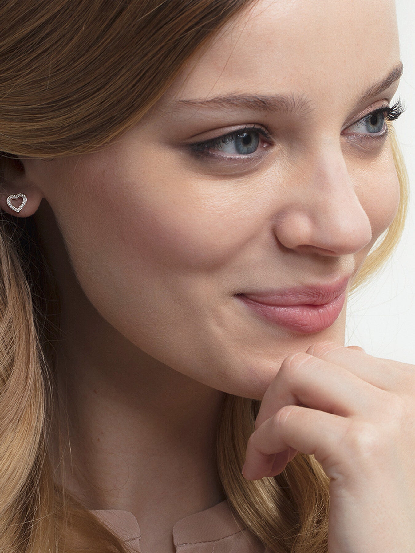 Open heart Ear Studs