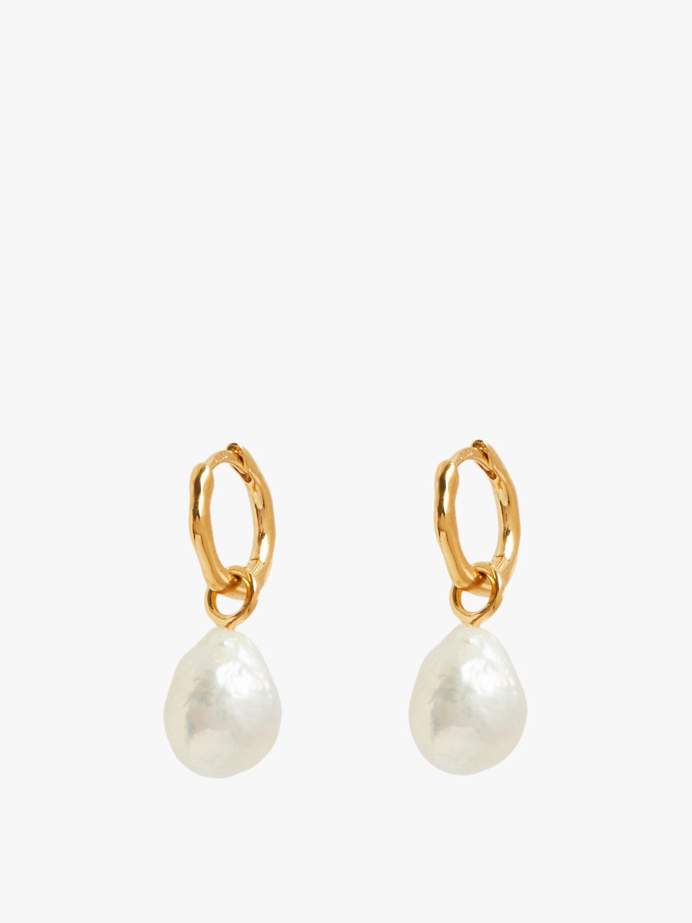 Small Organic Hoop With Drop Pearl